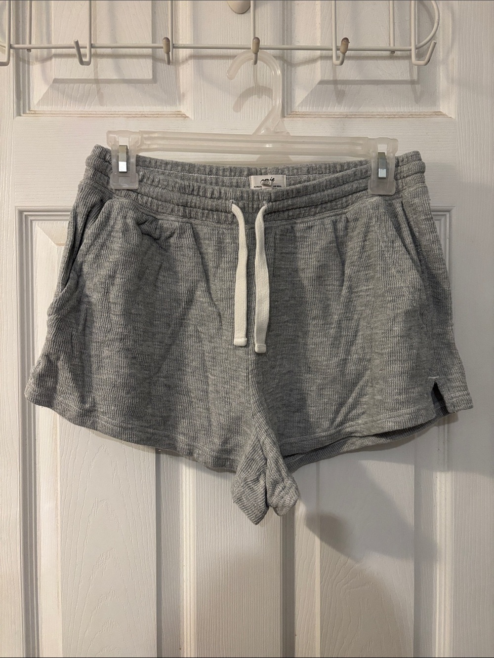 aerie Light Gray Ribbed Knit Drawstring Athletic Shorts